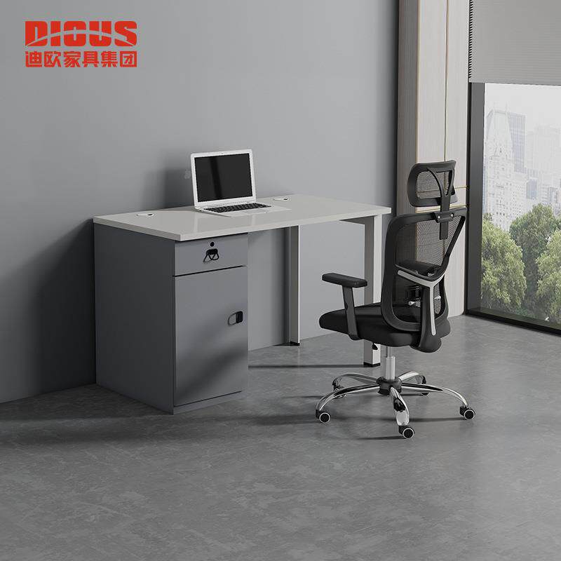 定制简约代财务员工办公桌 家用书简房易台电式脑现001单人桌子