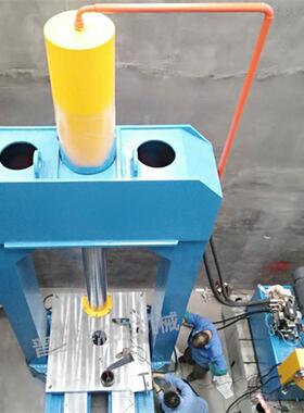 液压机厂家：200吨电机压装龙门式液压机工作台可自动调试