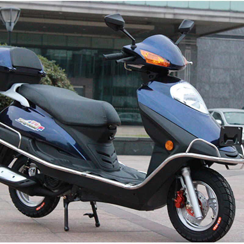 宇钻摩托车125CC踏板摩托车燃油款 助力车男女款雨钻踏板车