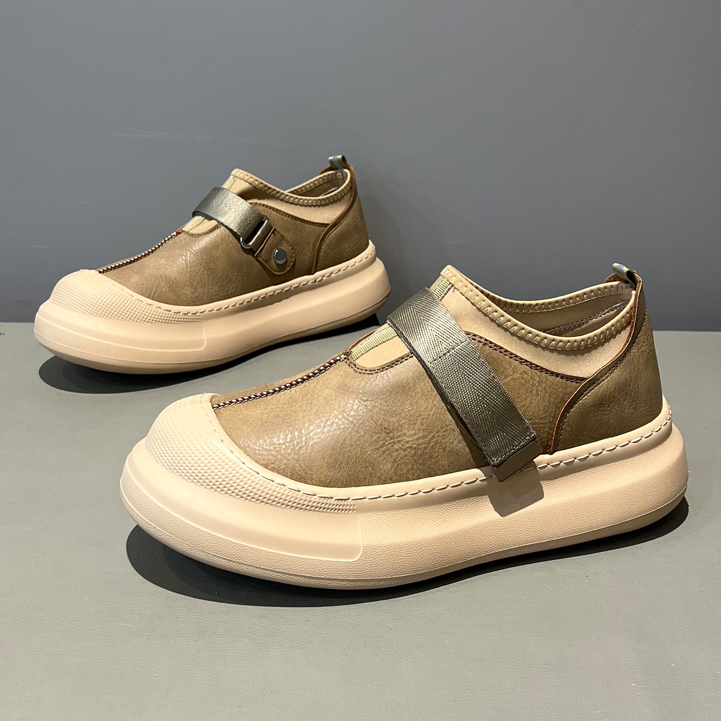 男士一脚蹬休闲鞋厚底时尚百搭