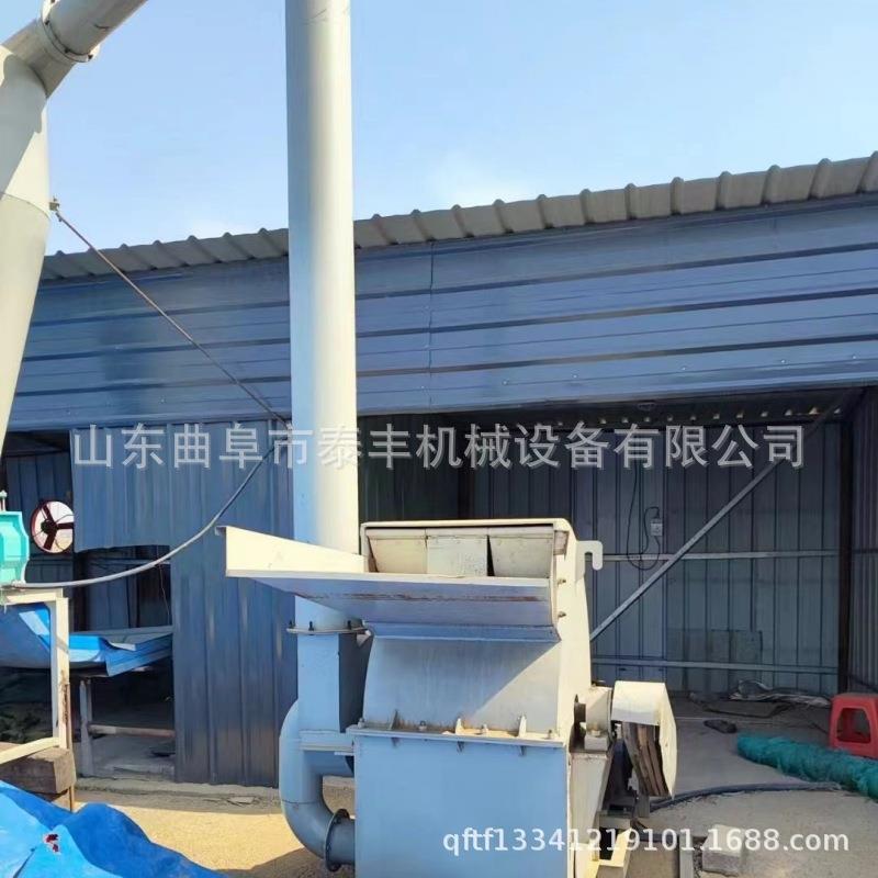 多用途木头粉碎机自动上料玉米芯粉碎机大型木板木条子破碎机