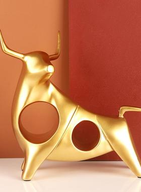 牛气冲天摆件轻奢家居客厅酒柜子装饰品玄关招财金牛年吉祥物创意