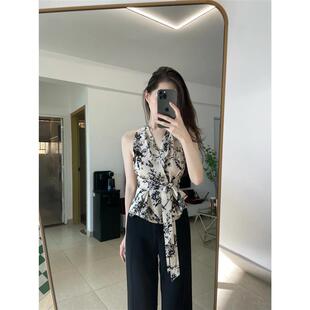 高级感吊带女夏外穿 衬衫 绝美法式 挂脖碎花上衣露肩设计感小众无袖