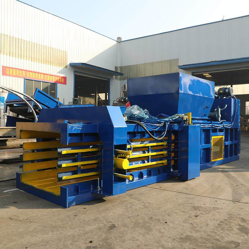 卧式侧开门打机边角料衣物打160T包塑料瓶机易拉废罐包小油漆桶打