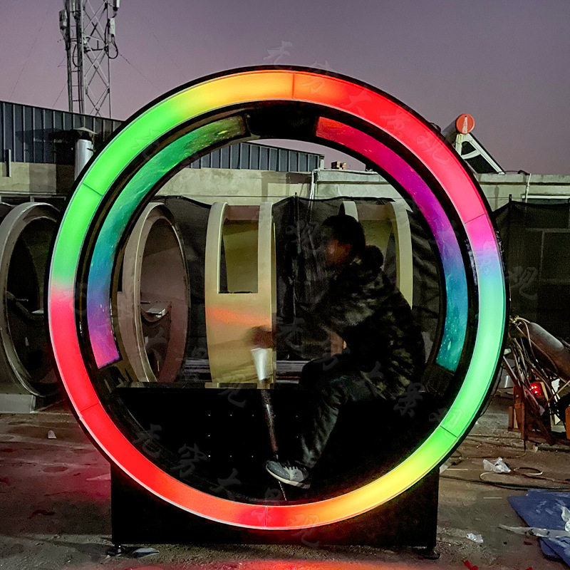 网红打卡室外互动感应发光景观美陈造型手摇划船机杠杆跑马灯圆环