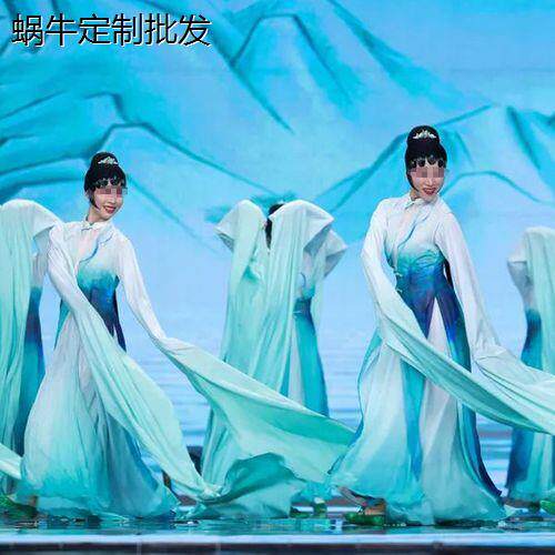 春晚同款一江清蹈服京剧