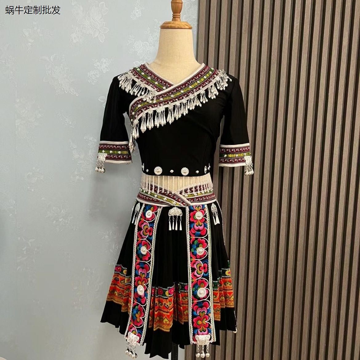 纯手工订制苗族舞蹈演出