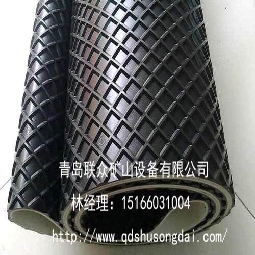 供应各规格PVC PU挡板输送带 厂家供应爬坡输送带