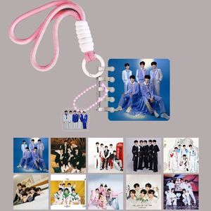 连环画张极登陆相册左航活页定制