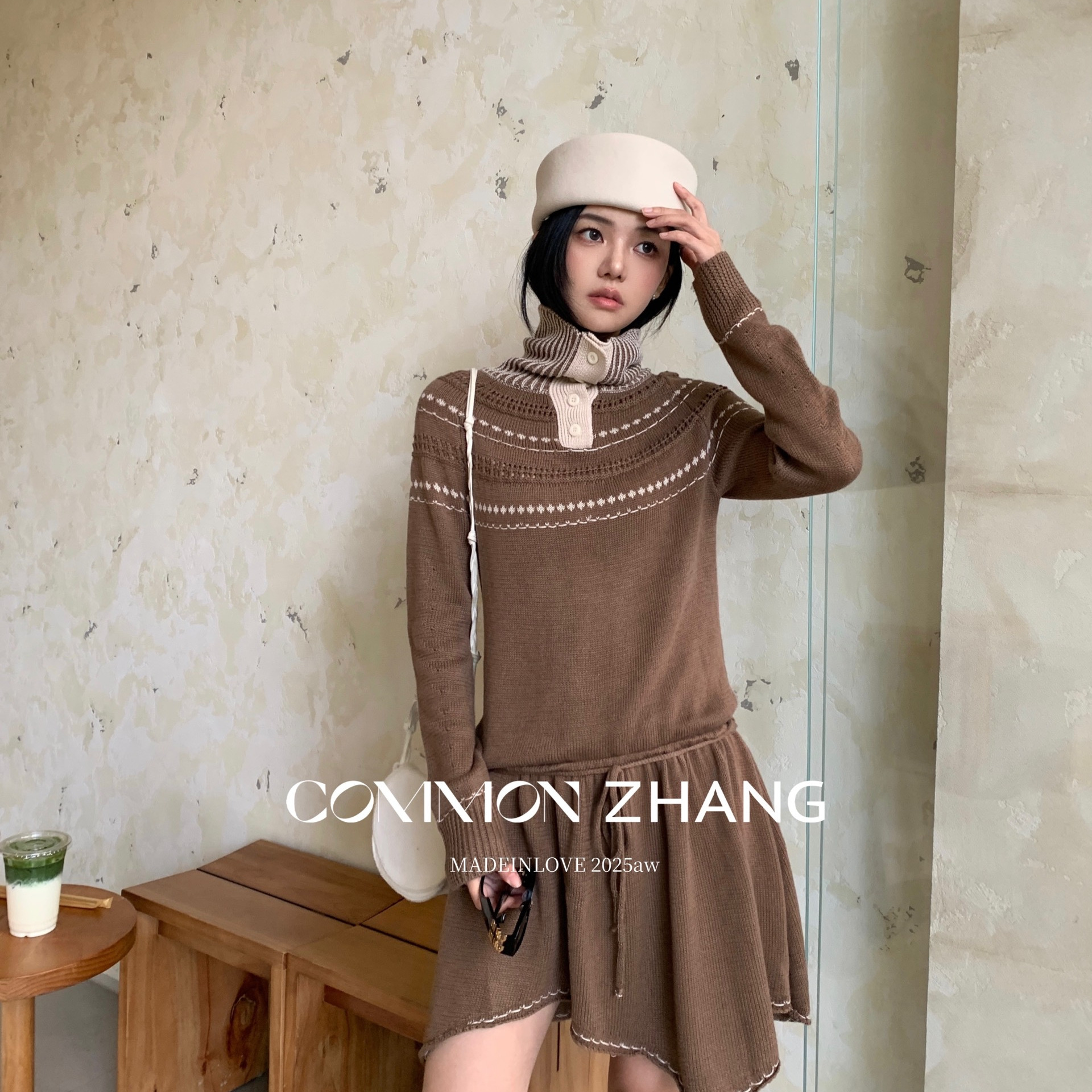 CZ ZHANG-针织拼接钩花不规则毛织连衣裙(配腰带)（含6羊毛）4528