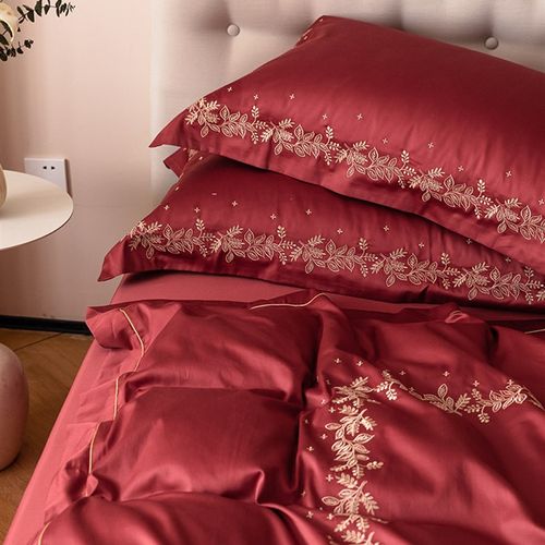 优选高端欧式风浪漫婚庆100支全棉四件套大红色刺绣结婚被套床上
