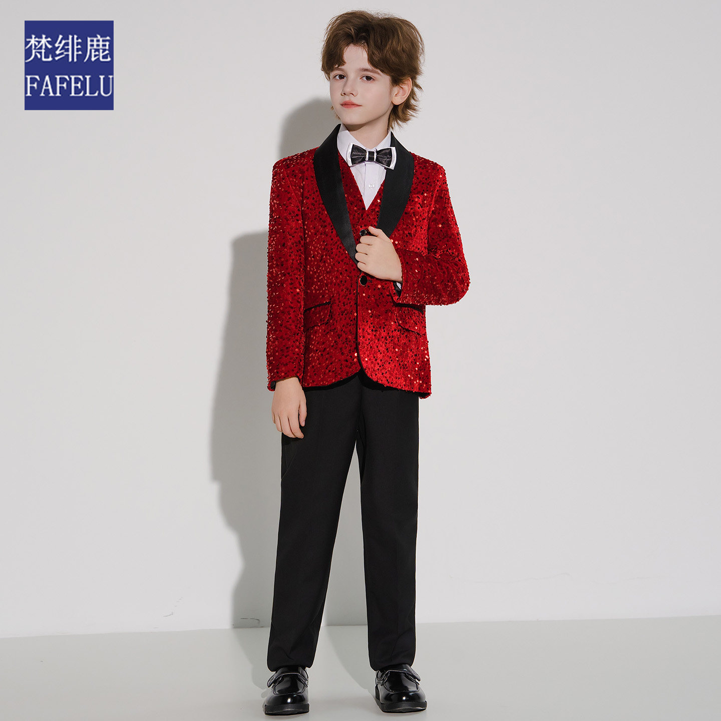 高级感男童西装套装时尚潮流帅气节目小主持人英伦风花童儿童西服