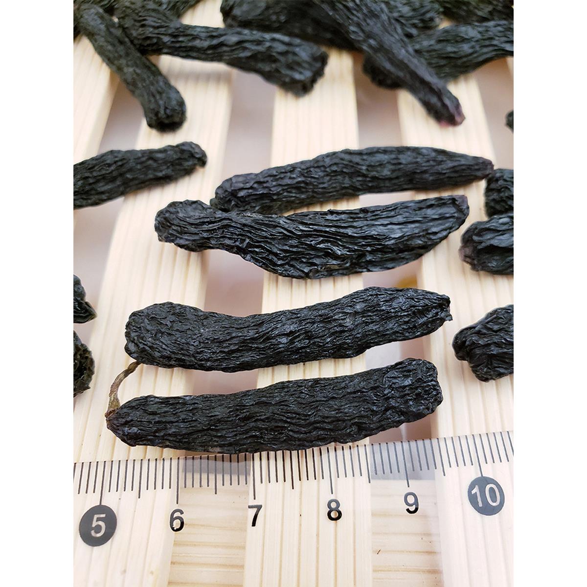 新疆特产蓝宝石葡萄干超大无籽美人指黑提子干自然晾晒无添加250g