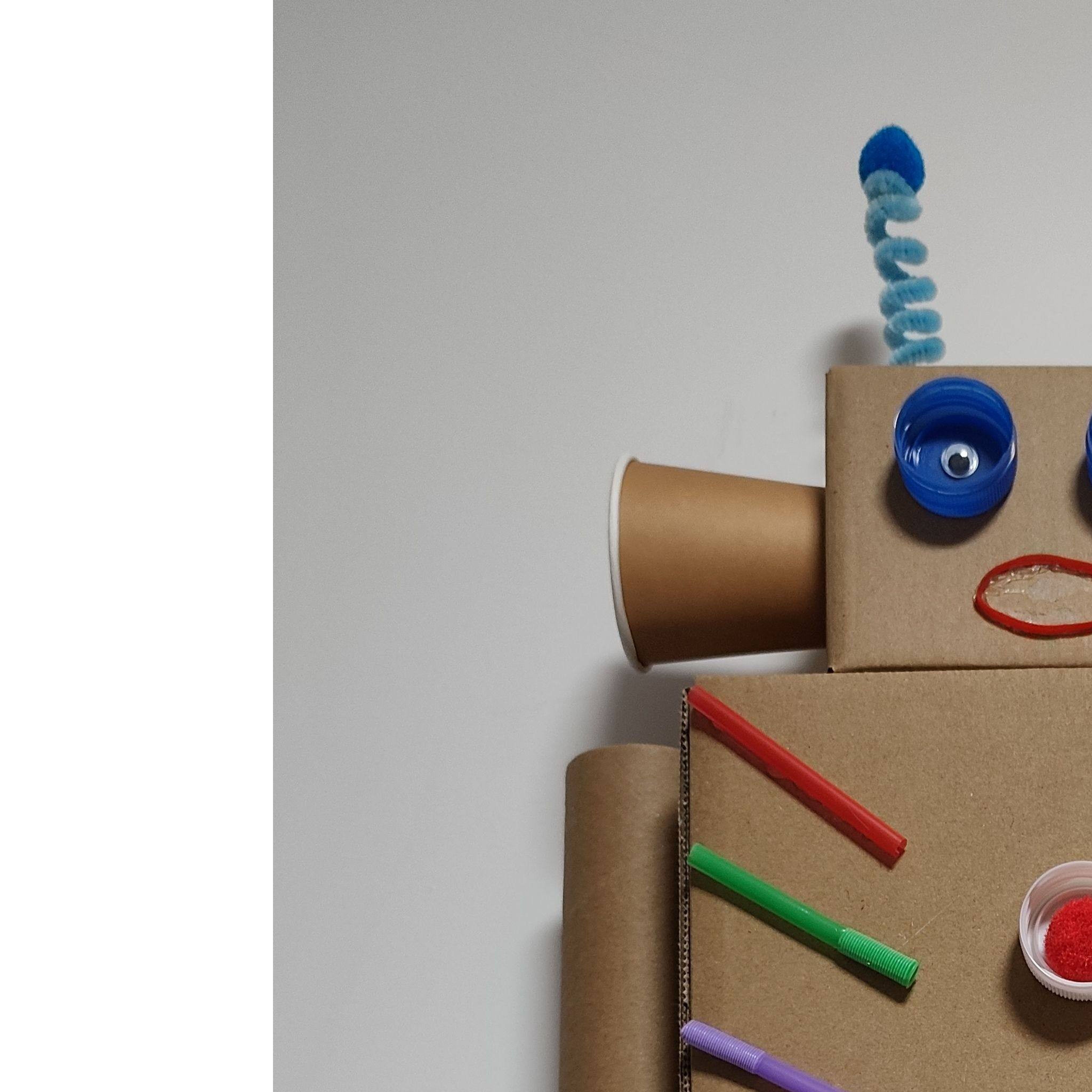 幼儿园手工diy创意纸箱机器人科技节儿童益智玩具科学实验材料包