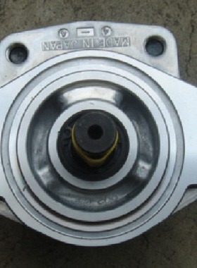 日本岛津SHIMADZU  YP10-0.8A2H2-R418  原厂质保