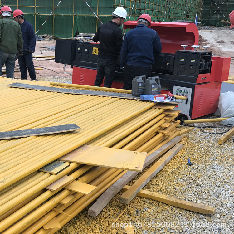 邢台 钢管调直机 新型钢管调直除锈喷漆一体机 脚手架调直除锈机