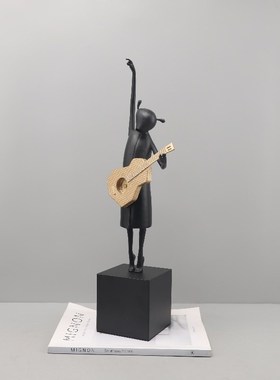 优选现代简约抽象弹吉他人物雕塑金属摆件客厅玄关酒店样板间家居