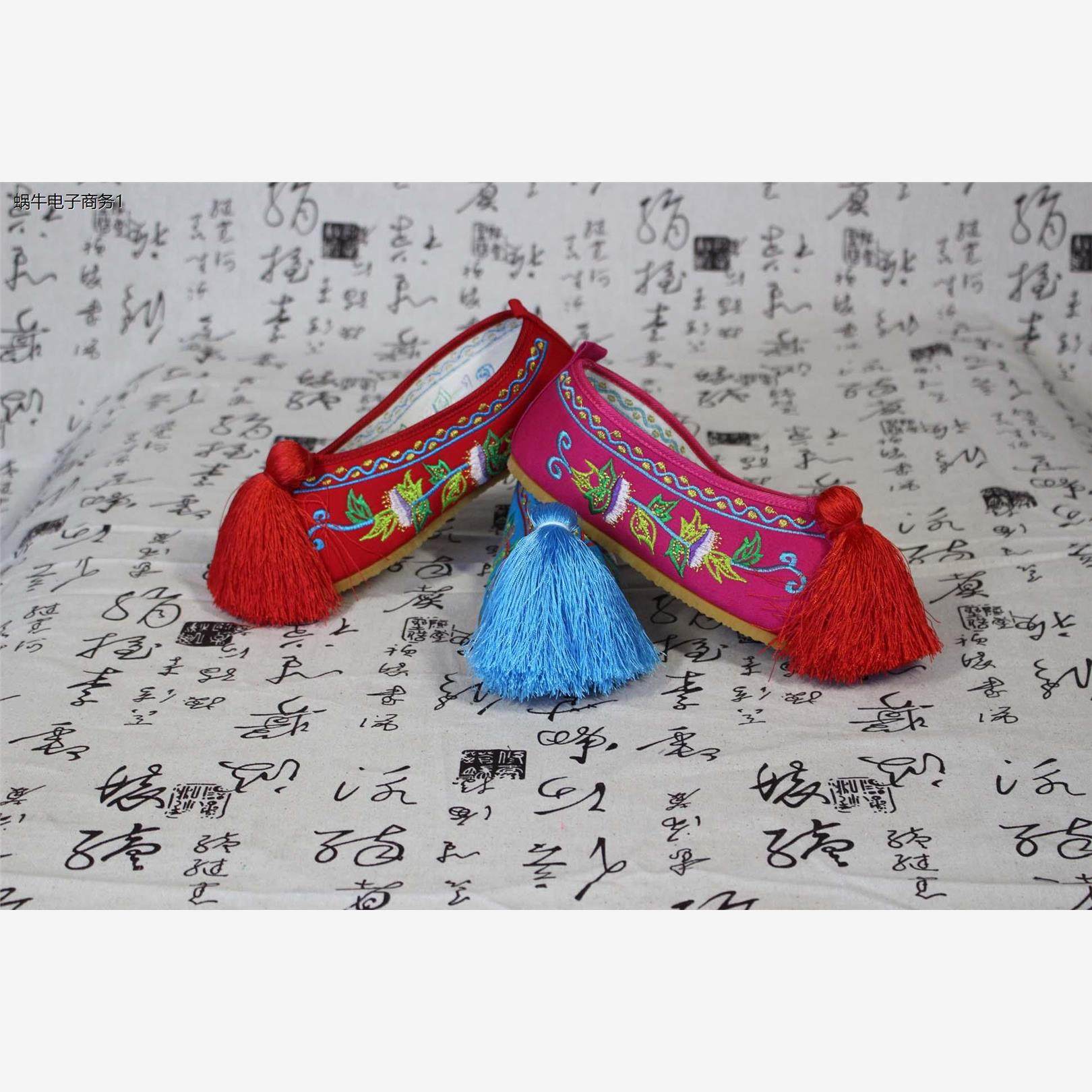 彩鞋戏曲戏剧花旦平底绣花鞋越剧女新娘秀禾婚鞋古装小姐鞋彩1