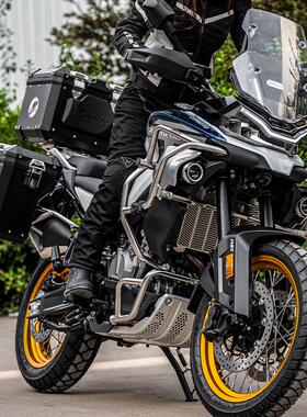 GSADV适用春风800MT三箱边箱尾箱护杠保险杠改装铝合金箱快拆配件