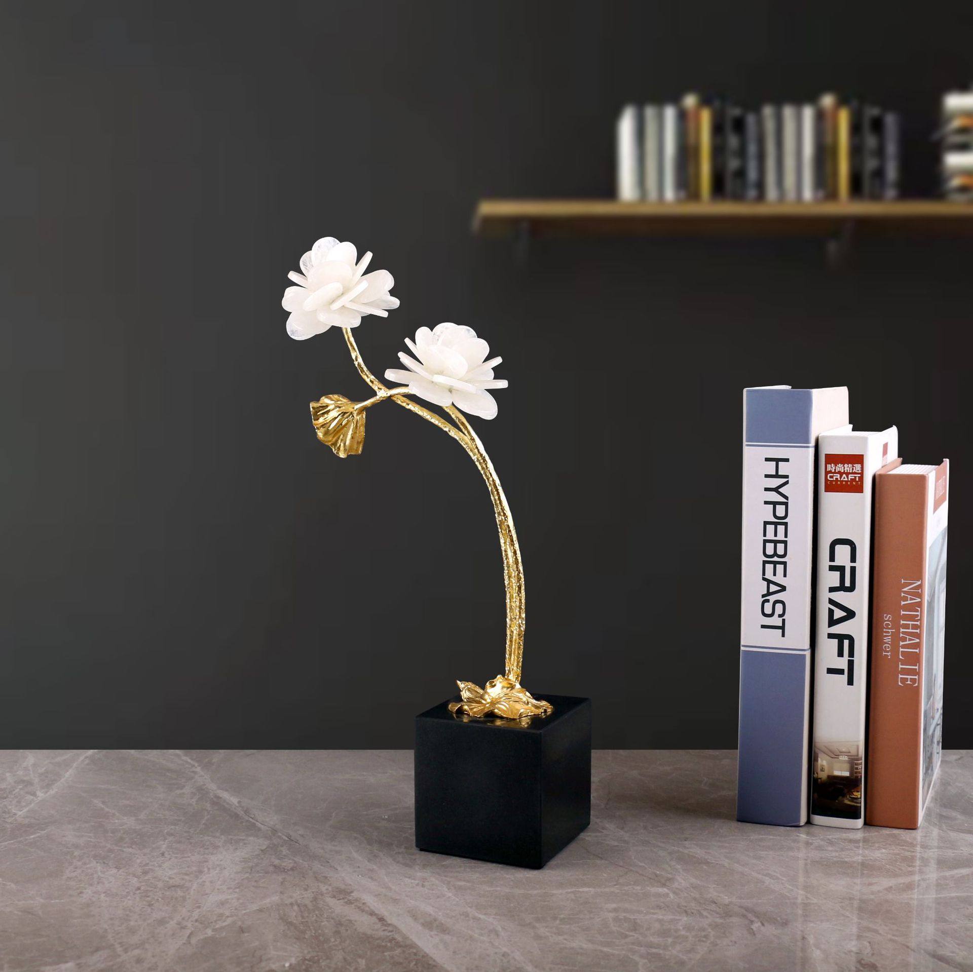 轻奢简约白色水晶花摆件客厅电视柜书房桌面家居装饰品工艺品,模玩/动漫/周边/娃圈三坑/桌游,文化/体育周边,淘宝优惠券,粉丝福利购,淘宝优惠卷