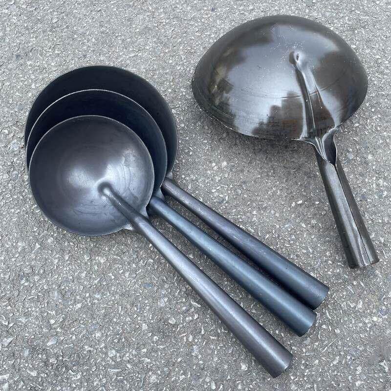 特厚黑铁勺，真石涂料瓦匠饲料勺，灰尘和土壤勺，瓷砖挖掘水泥工
