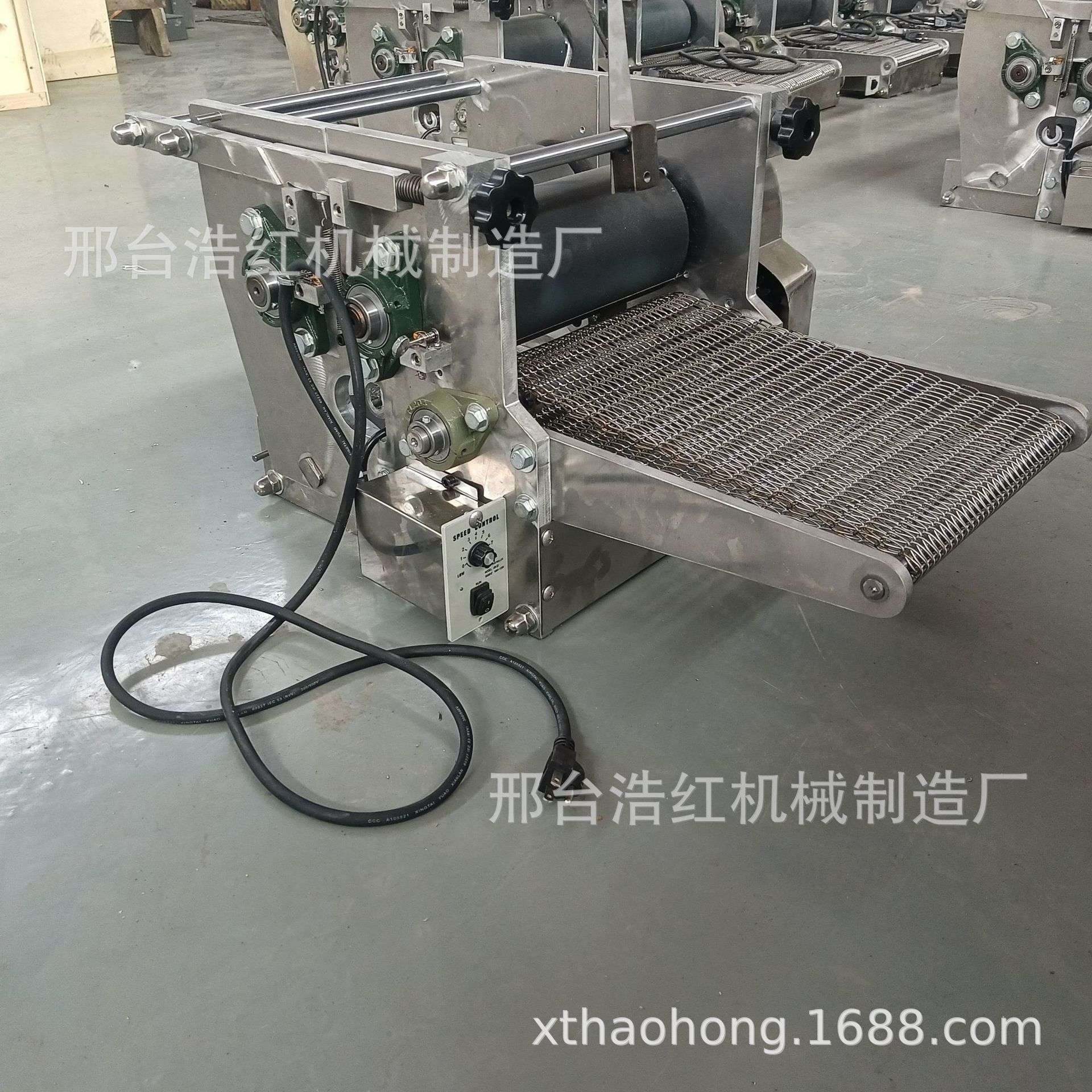 出口玉米饼机墨西哥玉米面饼机自动五谷杂粮饼皮机成型机厂家直供