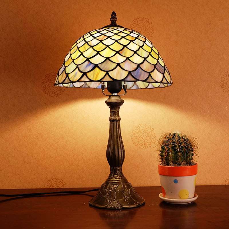 厂家直供东南亚田园乡村创意复古鱼鳞卧室床头柜装饰台灯新田园