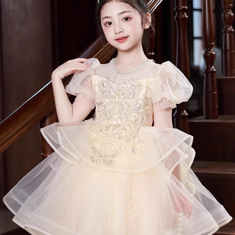 生日高端公主风泡泡袖刺绣表演服