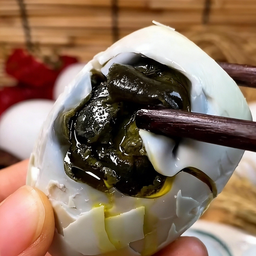 臭鸭蛋东北特产黑黄流油起沙