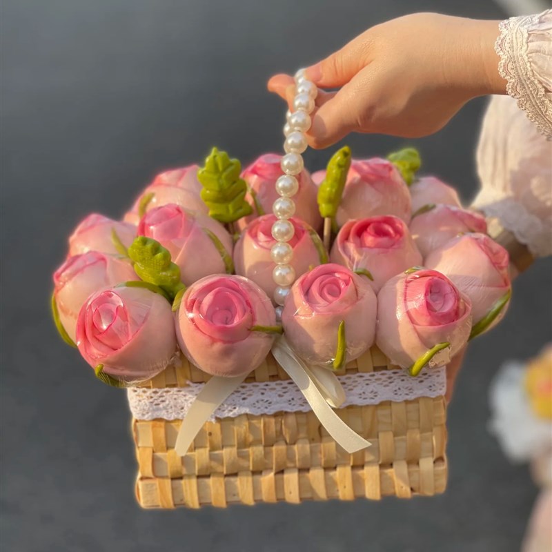 母亲节玫瑰花篮生日女神教师节情人节送妈妈花饽饽馒头礼物老人
