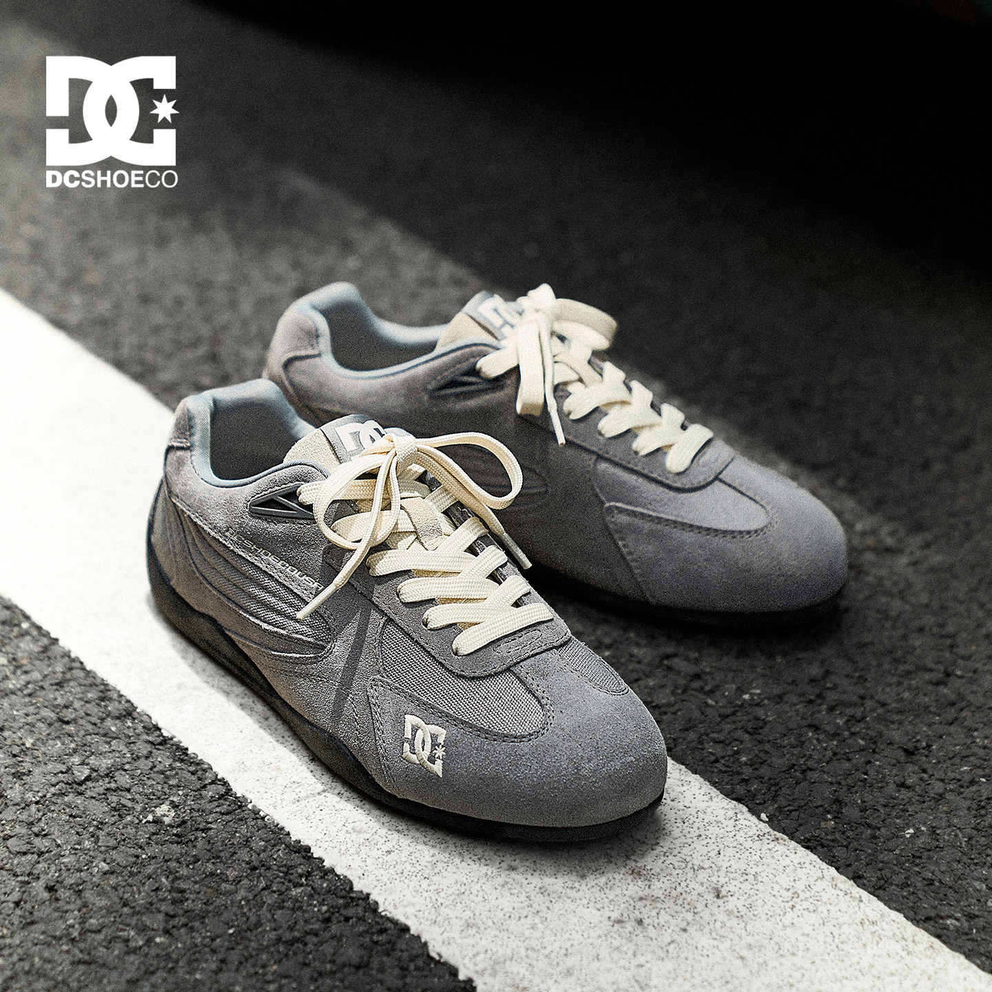 DCSHOES灰色轻便透气赛车鞋男鞋