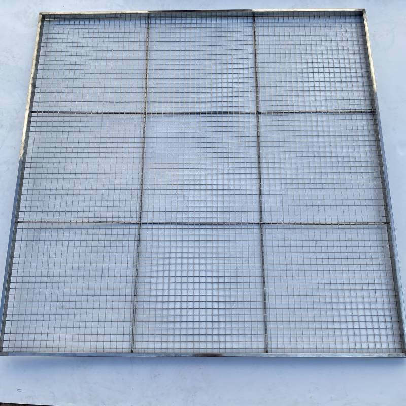 镀锌喷塑防锈铁丝网隔片小孔加粗加密养殖场防锈围栏挡板