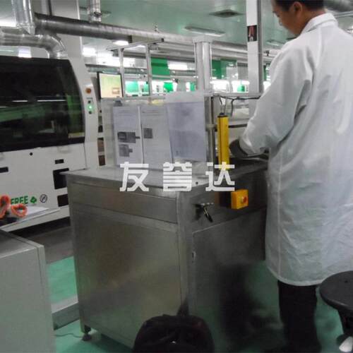 直营L厂D灯电路分板机多到灯条分板机动化YYD-FBJ1铝基板E切板自