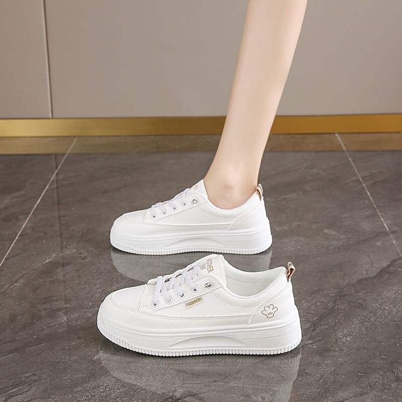 厚底女鞋小白鞋女2025新款春夏配裙子34码一脚蹬学生运动板鞋潮鞋