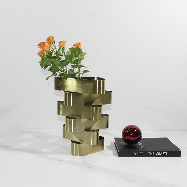 简约现代创意金属花器插花花瓶酒店样板房玄关客厅装饰高级感摆件,模玩/动漫/周边/娃圈三坑/桌游,文化/体育周边,淘宝优惠券,粉丝福利购,淘宝优惠卷