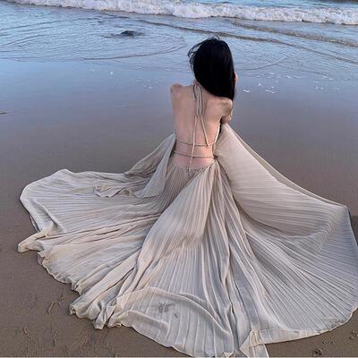超仙海边度假洋装露背长