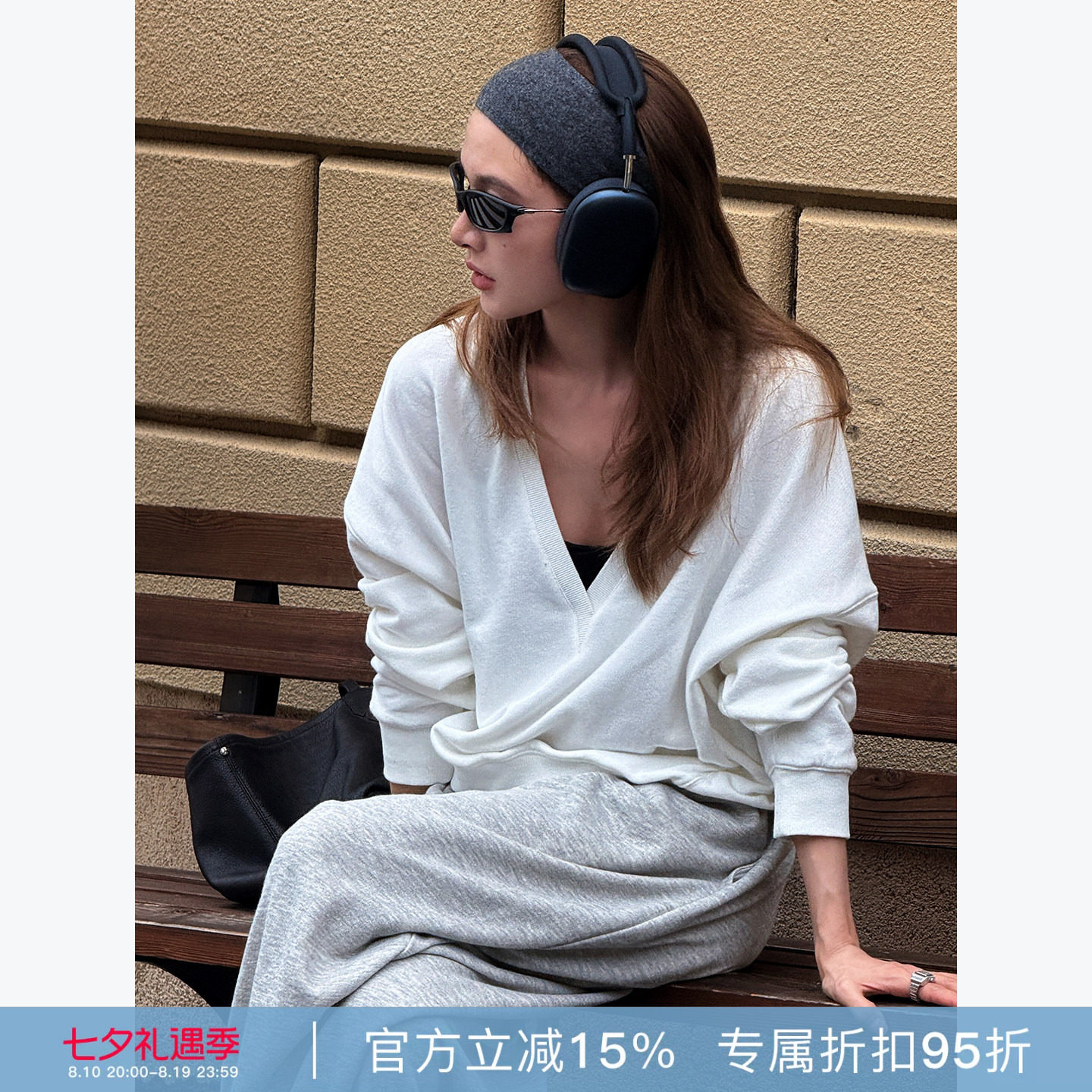 RHER STUDIO“薄片儿”高支V领卫衣针织短款时尚简约套头衫S6186
