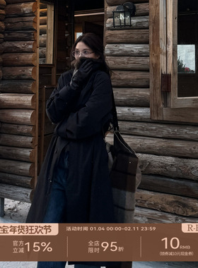 R-HER“松弛步调”于Moli 毛领黑色厚款休闲宽松时尚拼接派克服女