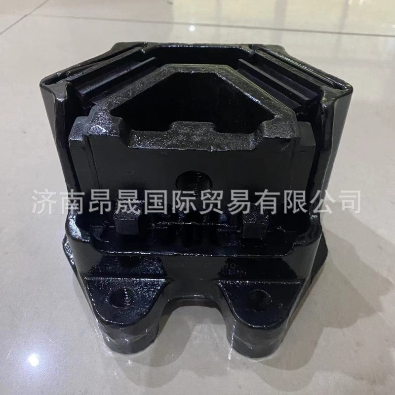 重汽HOWO T7H 汕德卡C7H C9H MAX 发动机前橡胶支承 WG9925590210