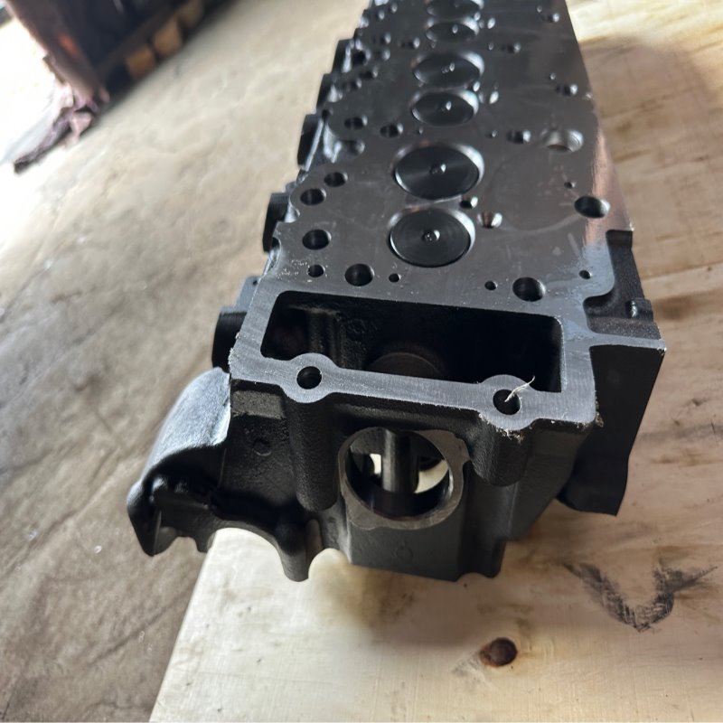 4HF1缸盖总成 NPR