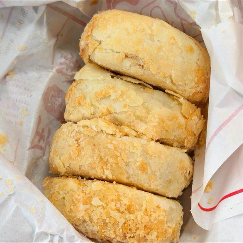 新品酥皮纯手工老式月饼河北石家庄特产蛋黄肉松糕点