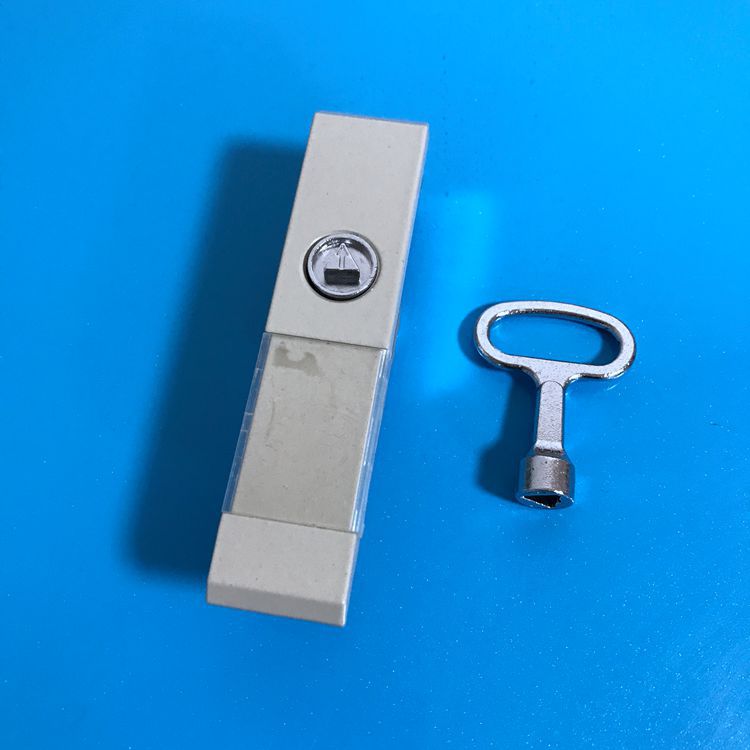 MS821三角锁芯无拉杆平面锁,电柜门锁,配电箱门锁,机箱机柜锁