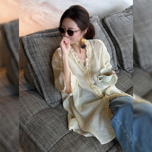 7SEVEN 100苎麻~米杏黄温柔知性 蕾丝木耳边设计V领通勤衬衫9222