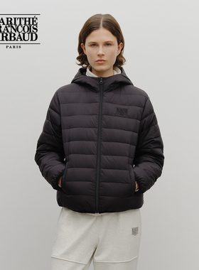 MARITHE经典LOGO连帽轻薄排骨羽绒服 男女同款刺绣上衣2025年秋冬