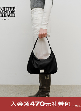 MARITHE经典LOGO腋下包 情侣简约舒适时尚实用复古单肩包2025秋新