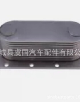 油冷却器   3974815 3918175 5583737 3906296