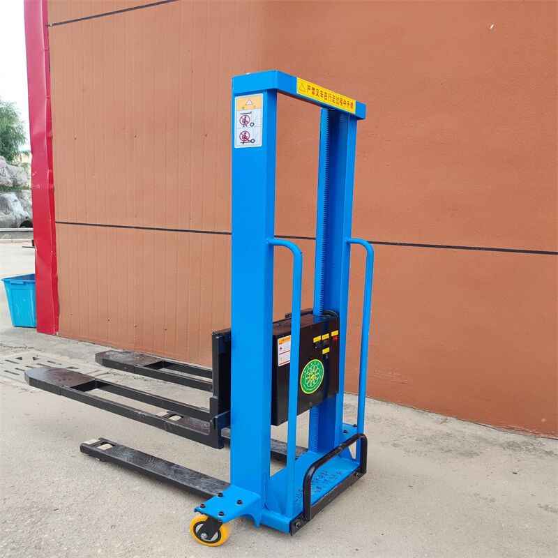 电动随车叉车 小型便携式电动随车叉 1吨装车卸货电动遥控随车叉