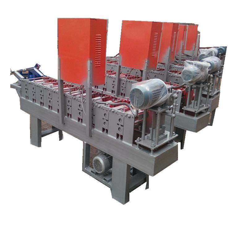 扣扳机设备C84扣扳机标牌加工设备