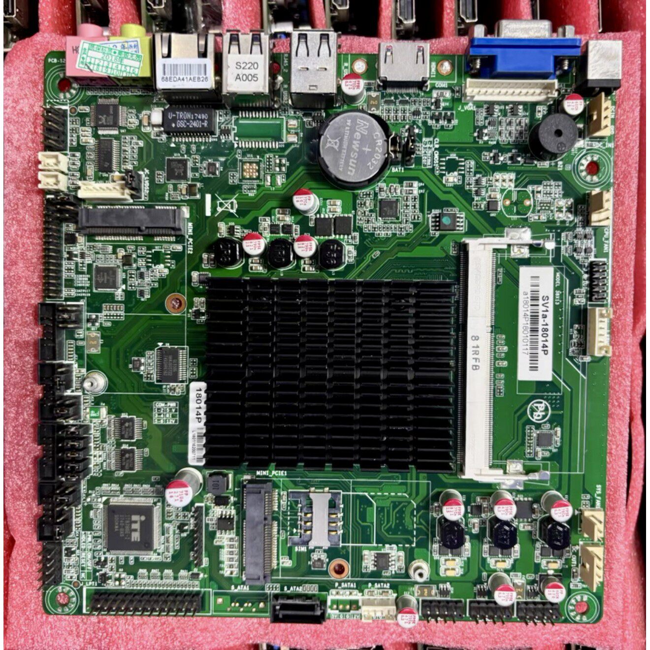 信步SV1a-18014P超薄工控收银AllLVDS显示集成CPUAll主板