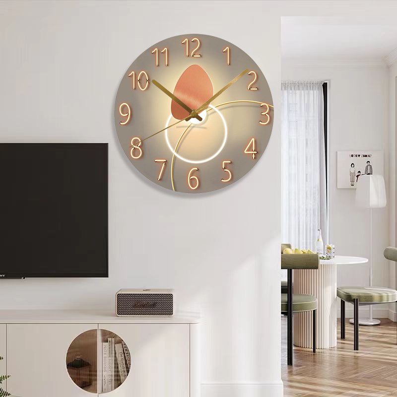 创意家用挂钟新款石英钟现代简约挂钟静音卧室时钟挂墙上客厅钟表